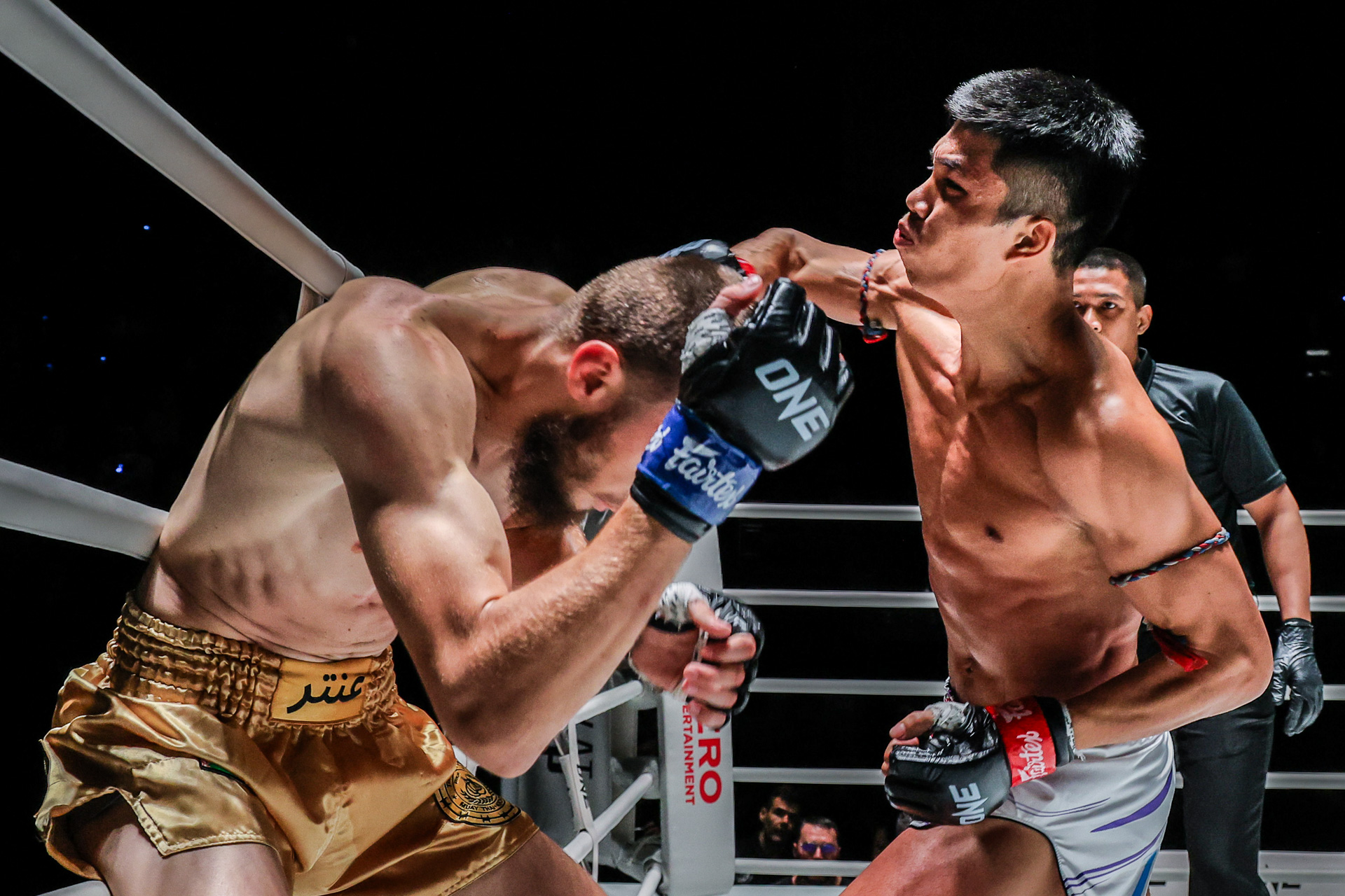 Ferrari Fairtex defeats Antar Kacem ONE Friday Fights 47 11