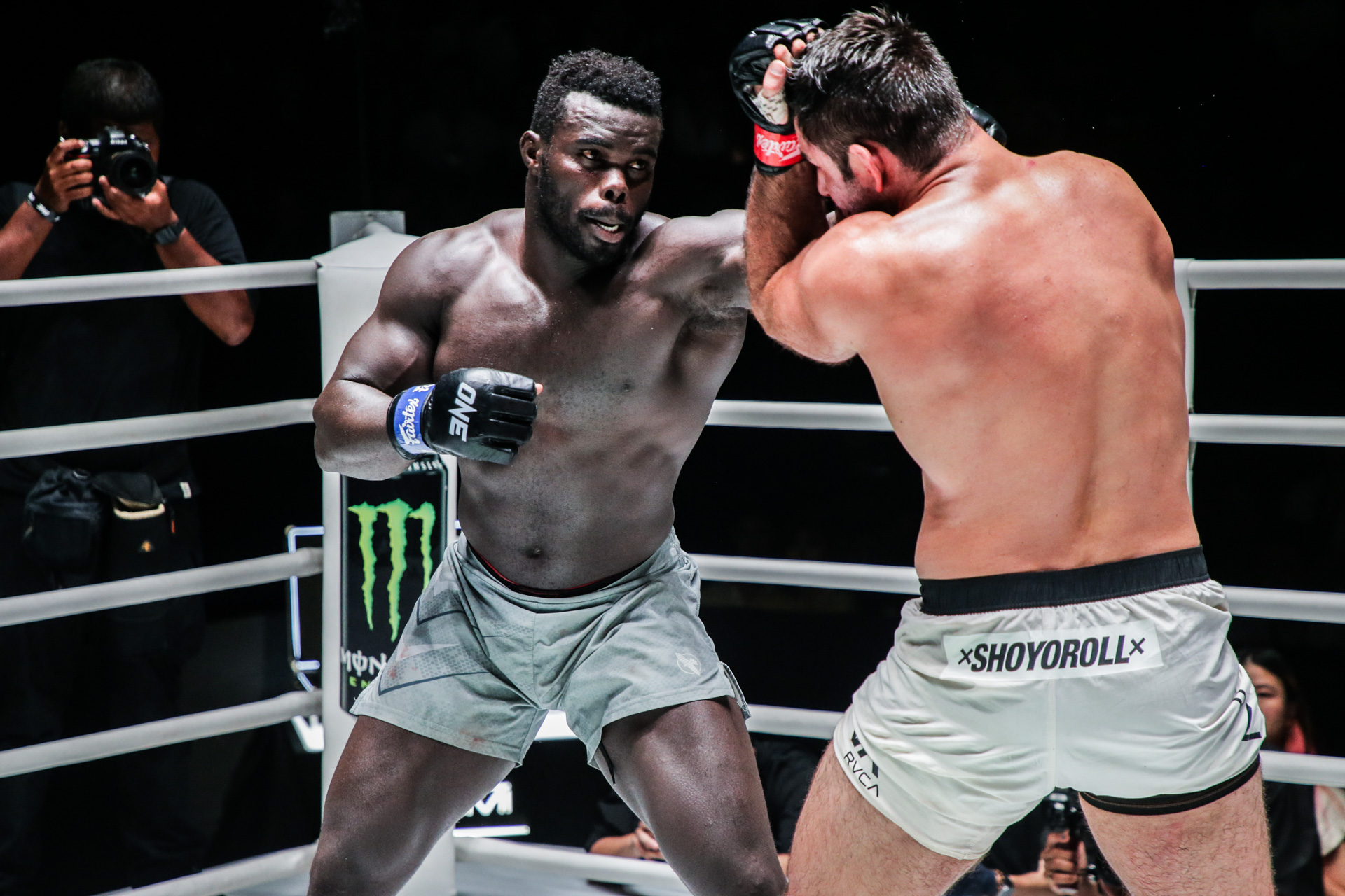 Oumar Kane Marcus Almeida ONE Fight Night 13 95