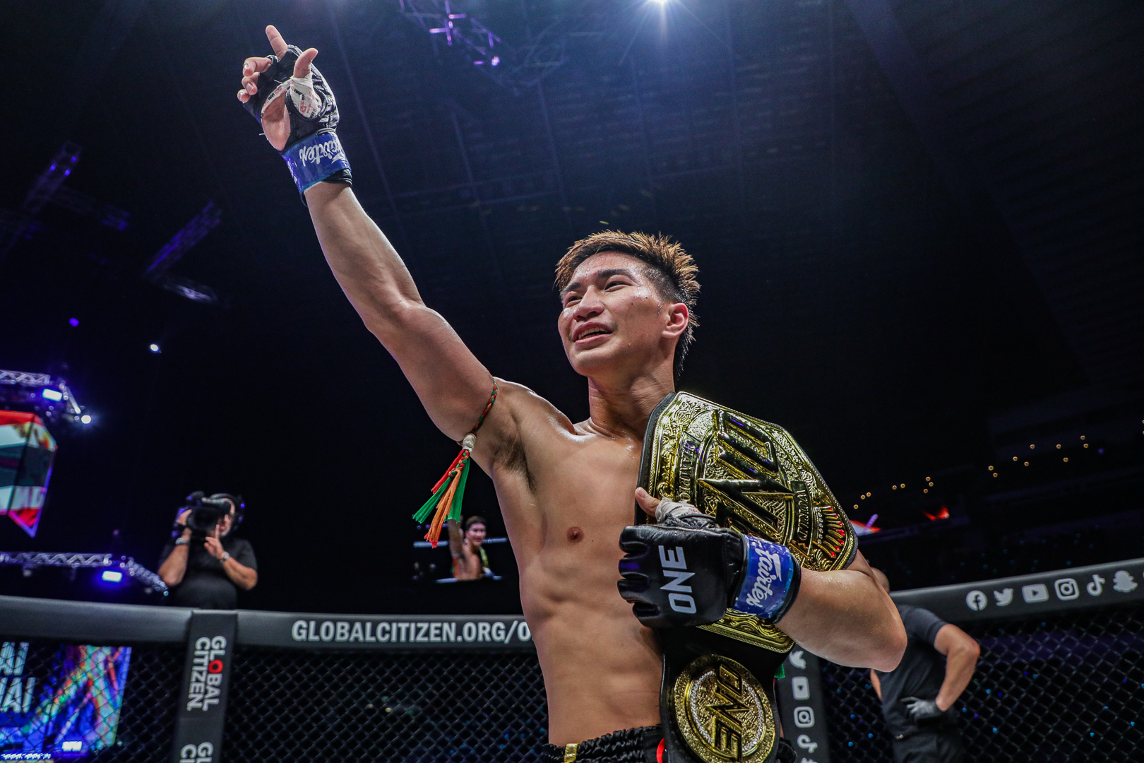 Tawanchai PK.Saenchai is declared winner at ONE 161